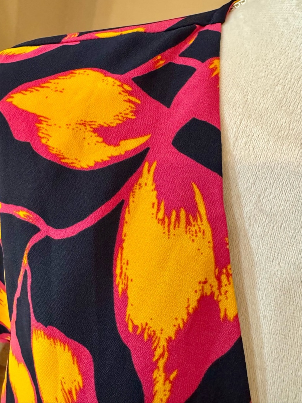 🏵️ Allison Joy Floral Wrap Top, Navy Pink & Orange V-Neck Tie Blouse, size M - Picture 6 of 10